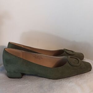 Elegant Green Vegan Women's Shoes